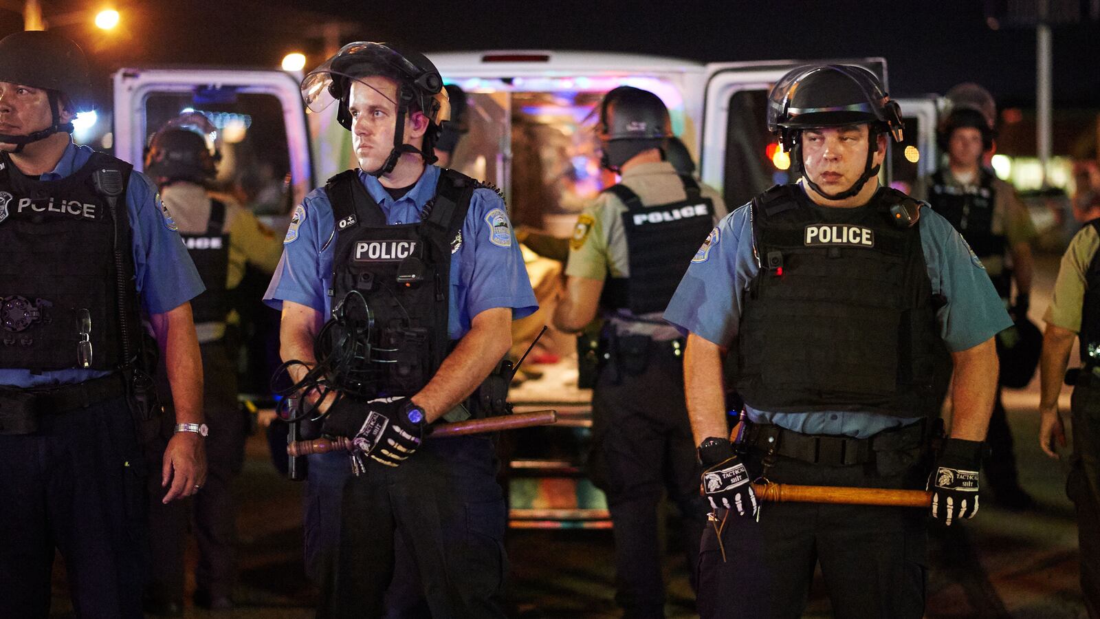 galleries/2015/08/11/scenes-from-ferguson-one-year-later-photos/150811-ferguson-protest2_tclawq