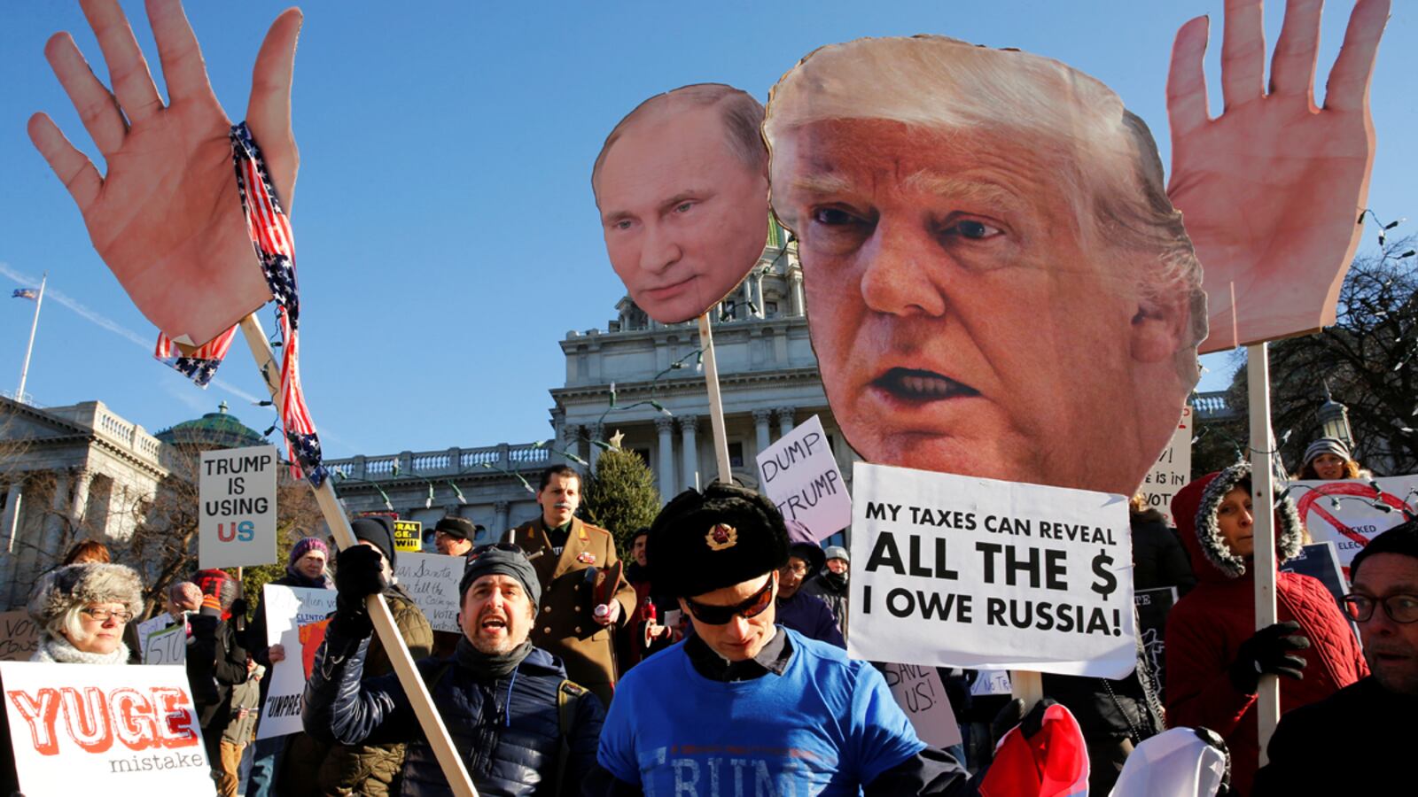 cheats/2017/01/06/report-ids-russians-who-leaked-emails/170106-election-hacking-cheat_yiur7l