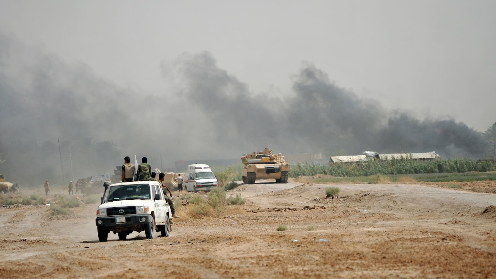cheats/2015/12/18/us-we-re-sorry-for-bombing-iraqi-troops/151218-iraq-forces-cheat_gkhtst