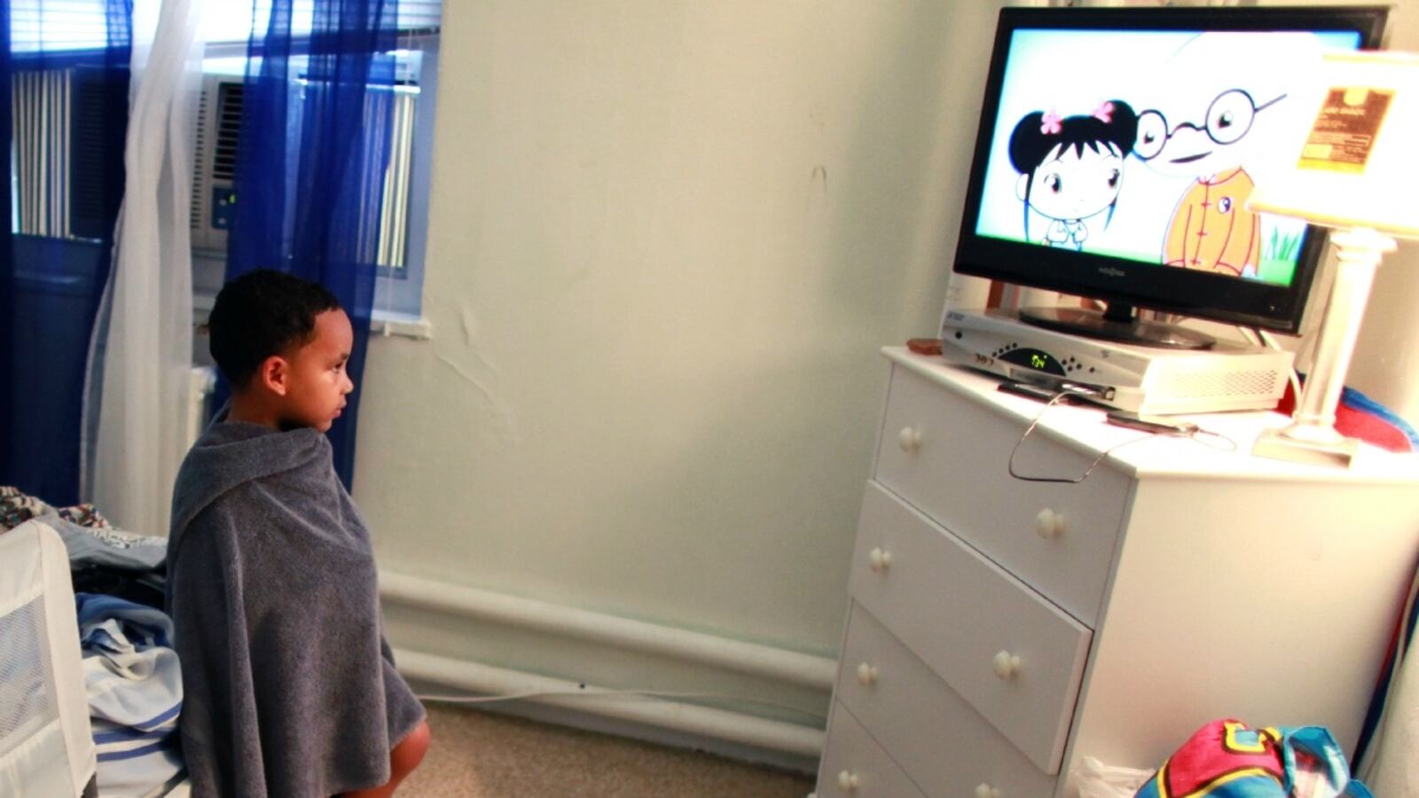 cheats/2013/07/22/more-kids-hurt-by-toppling-tvs/130722-tv-deaths-children-cheat_ybs9si