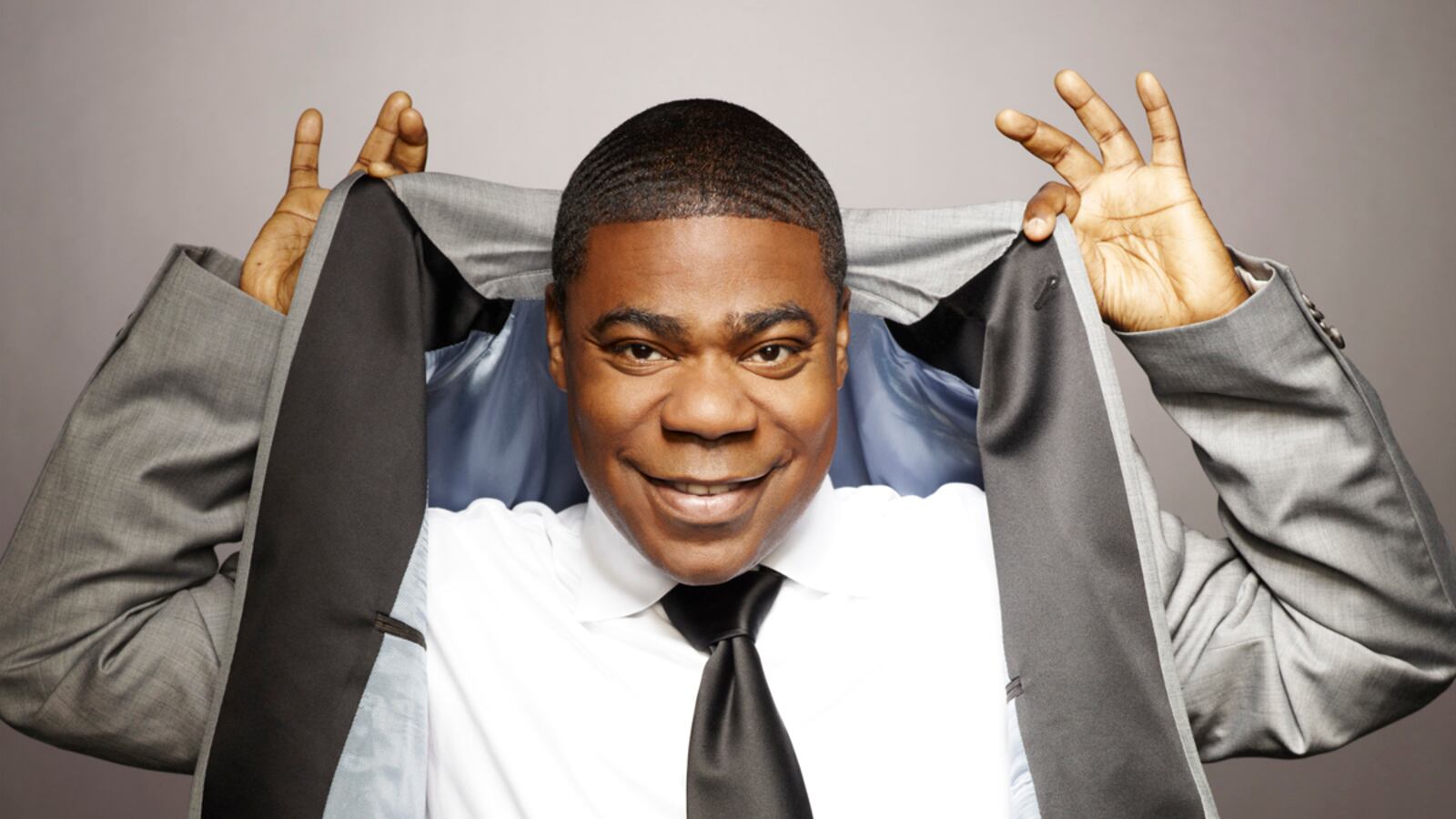 articles/2011/06/16/tracy-s-bizarre-apology-tour/tracy-morgan-gays-romano_glft09