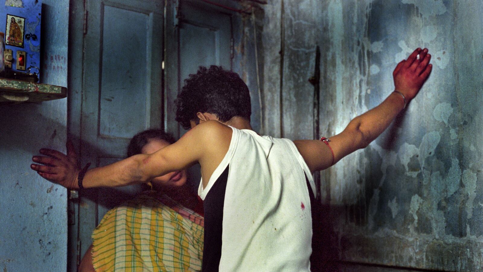 articles/2014/10/09/how-your-company-can-end-violence-against-girls/141009-cohen-company_jlzkx3