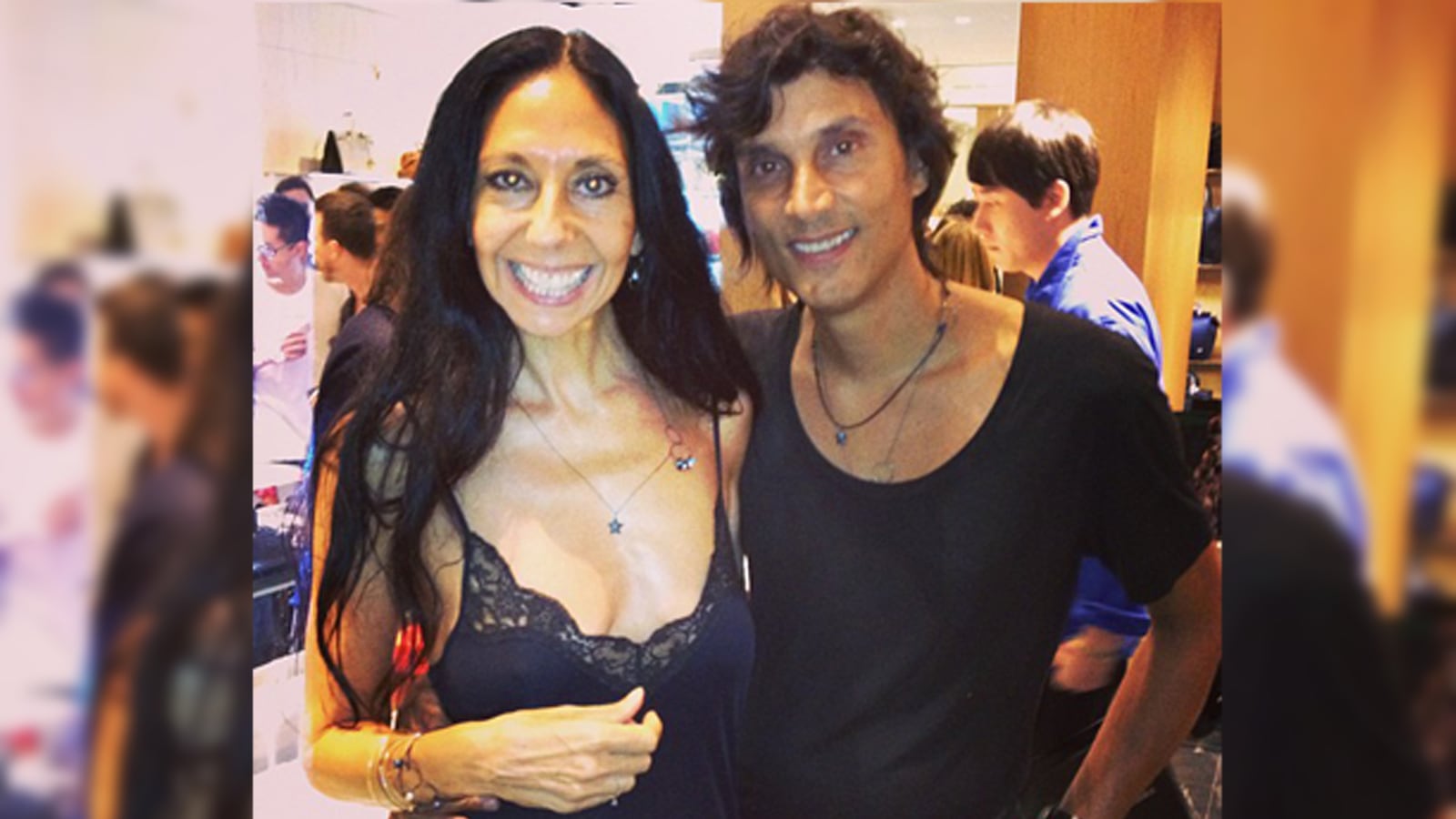 articles/2013/09/08/6-questions-for-inez-and-vinoodh/130908-fashion-inez-vinoodh-tease_iaivez