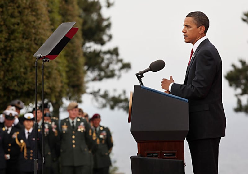 galleries/2009/06/03/photo-album-obama-s-trip-to-the-mideast-and-europe/obama-trip-d-day-7-1_oz0nf7