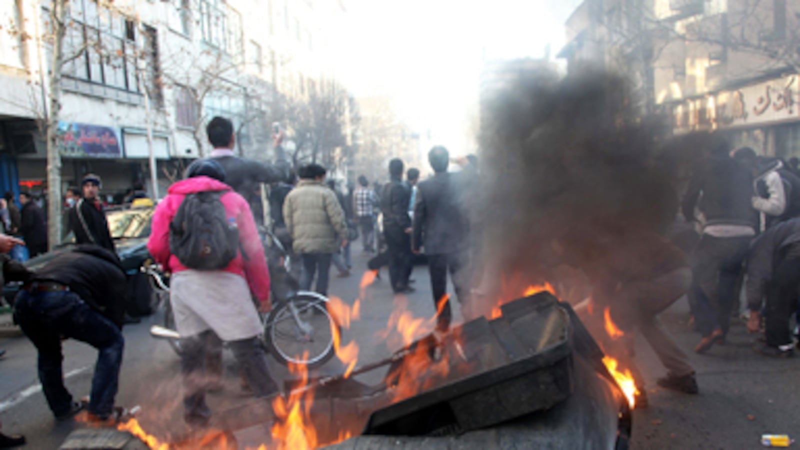 articles/2011/02/15/iran-protests-why-the-green-movement-wont-quit/memarian-iran_160174_p4qk4u