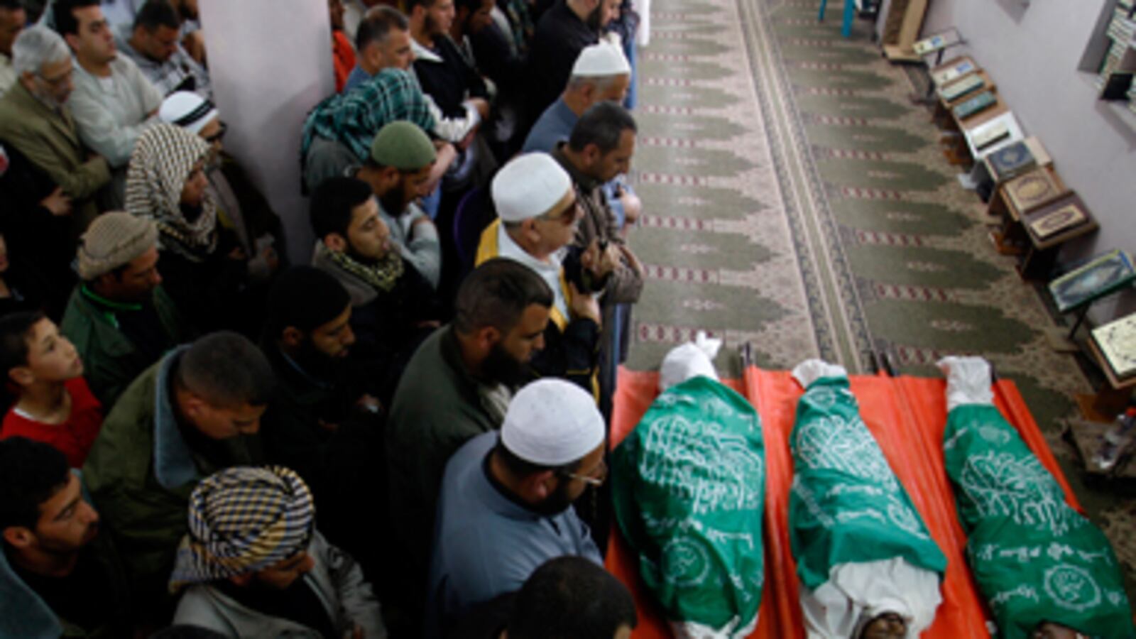cheats/2011/04/08/israeli-airstrikes-kill-5-in-gaza/gaza-deaths_c5vkna
