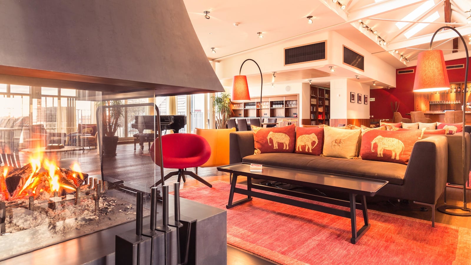 191111-oconnor-room-with-view-tease_dcwhtp