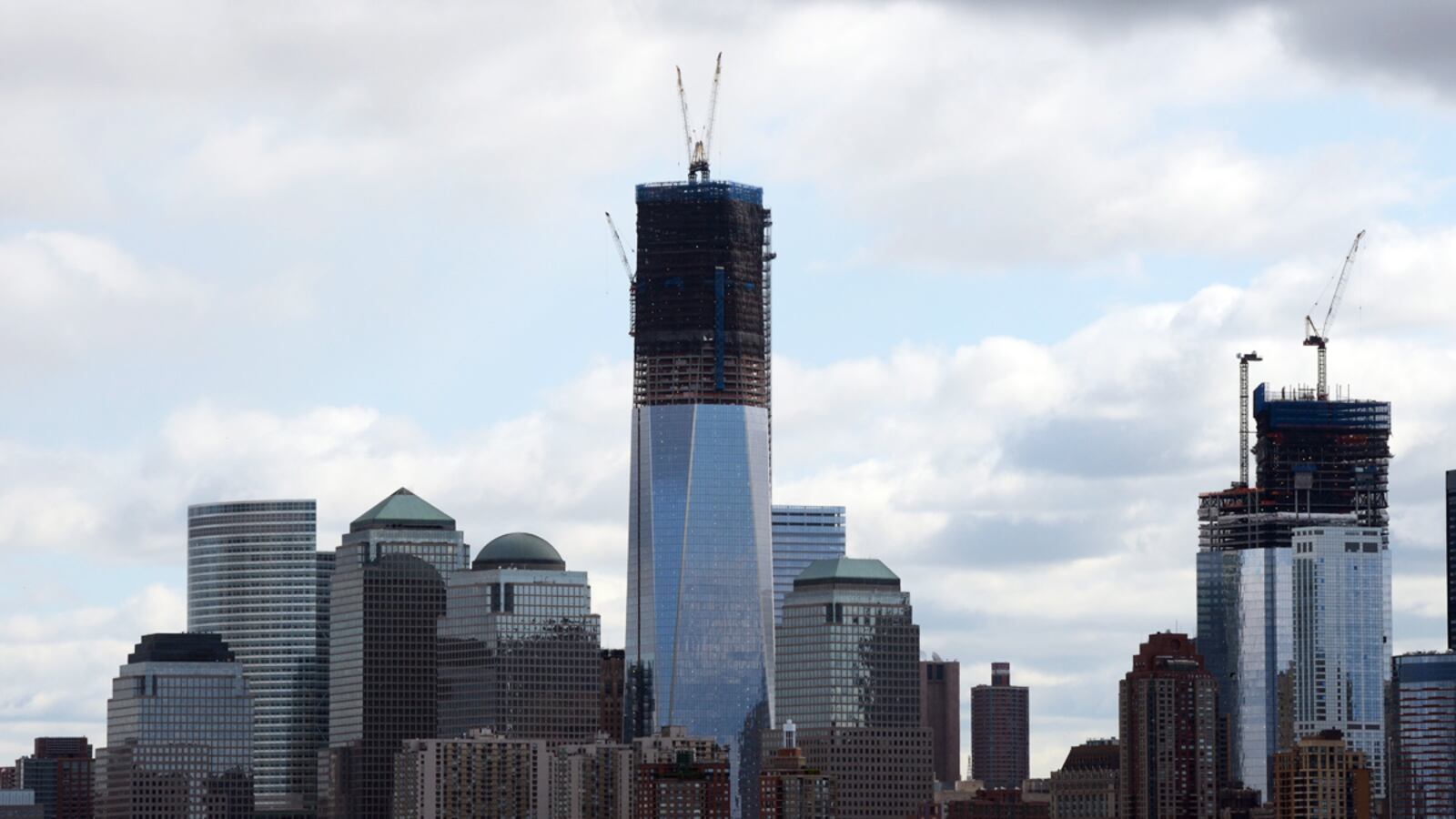 articles/2012/05/01/rise-of-tallest-new-york-building-at-ground-zero-signals-nation-s-rebirth-from-9-11/world-trade-center-daly_e25llh