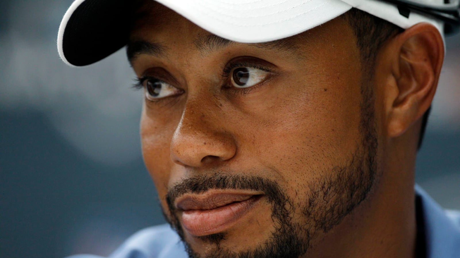 cheats/2011/07/05/woods-pulls-out-of-british-open/tiger-woods-british-open-cheat_hpkoia