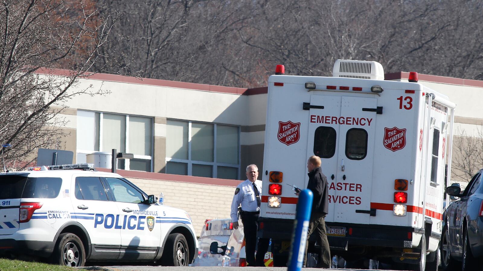 articles/2014/04/09/latest-news-from-the-mass-stabbing-at-franklin-regional-senior-high-school-near-pittsburgh/140409-stabbing-cheat_g0tlcb