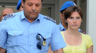 articles/2010/09/14/amanda-knoxs-life-in-prison/nadeau-knox-cellmate_126667_eizzvo