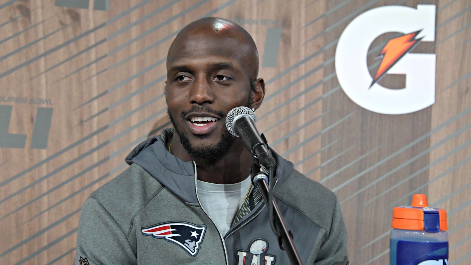 cheats/2017/02/07/two-patriots-players-skipping-white-house-visit/170207-patriots-super-bowl-trump-cheat_zzaywy