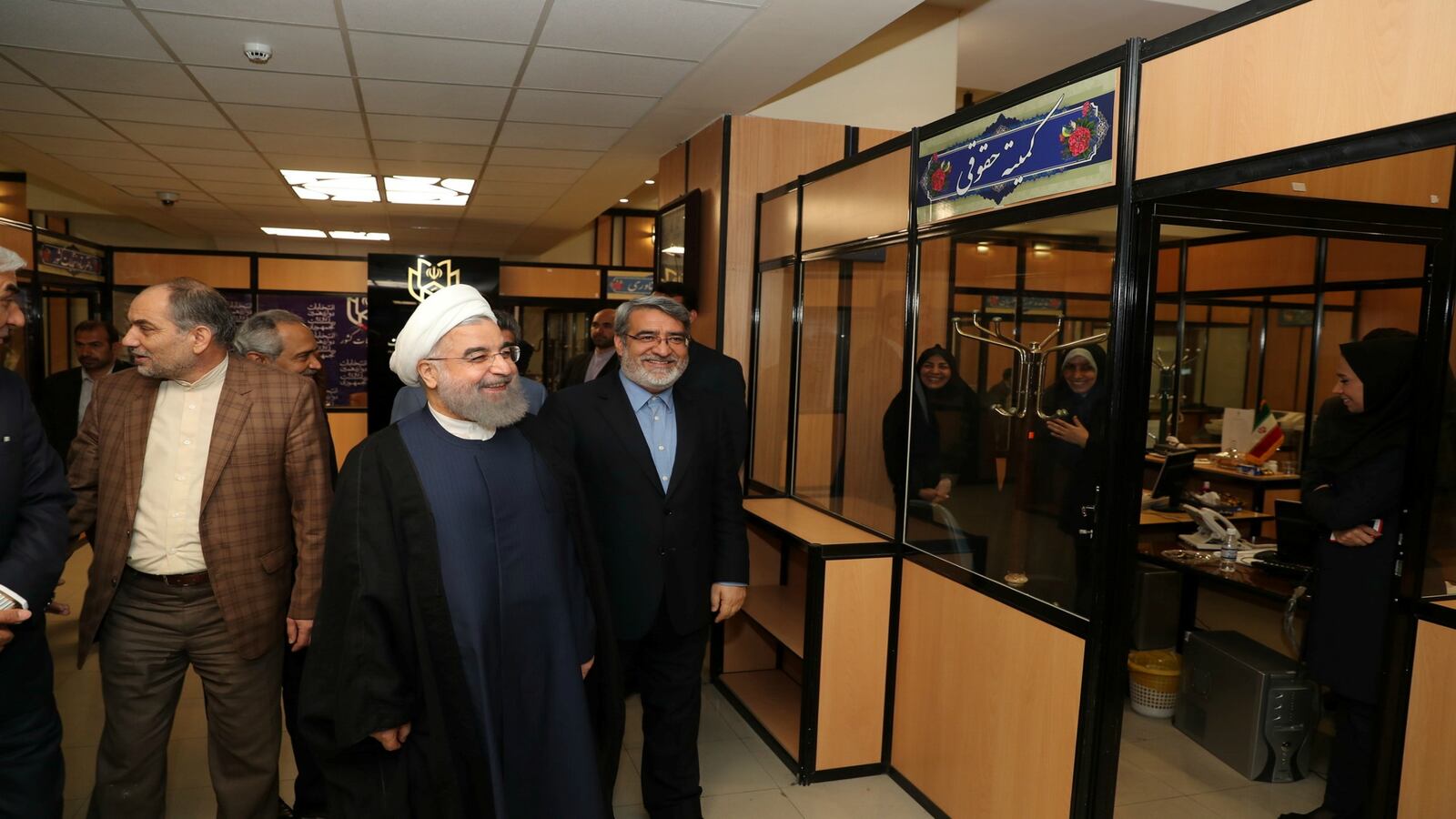 170519-iran-rouhani-wins-reelection-cheat_wwfzqb