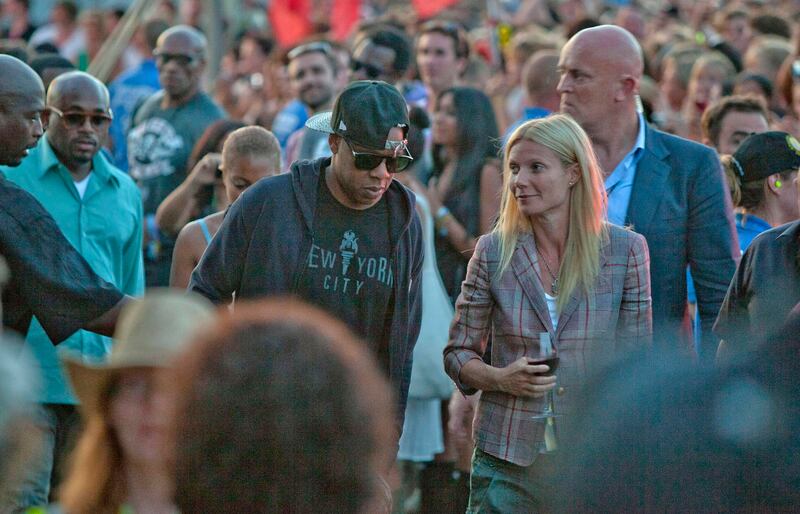 galleries/2013/04/26/14-reasons-why-gwyneth-paltrow-is-awesome/130425-gwyneth-jay-z_xiidha