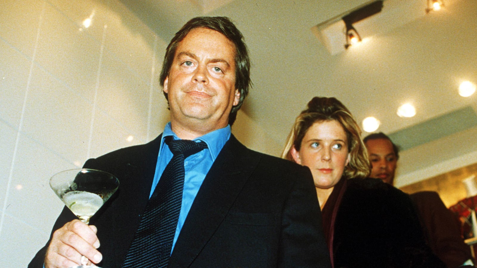 articles/2014/10/20/the-secrets-of-britain-s-wildest-aristocrats/141019-sykes-wayward-brits-tease_maboiz