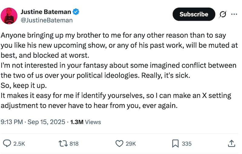 Justine Bateman’s tweet refuting rumors of a feud with her brother Jason.