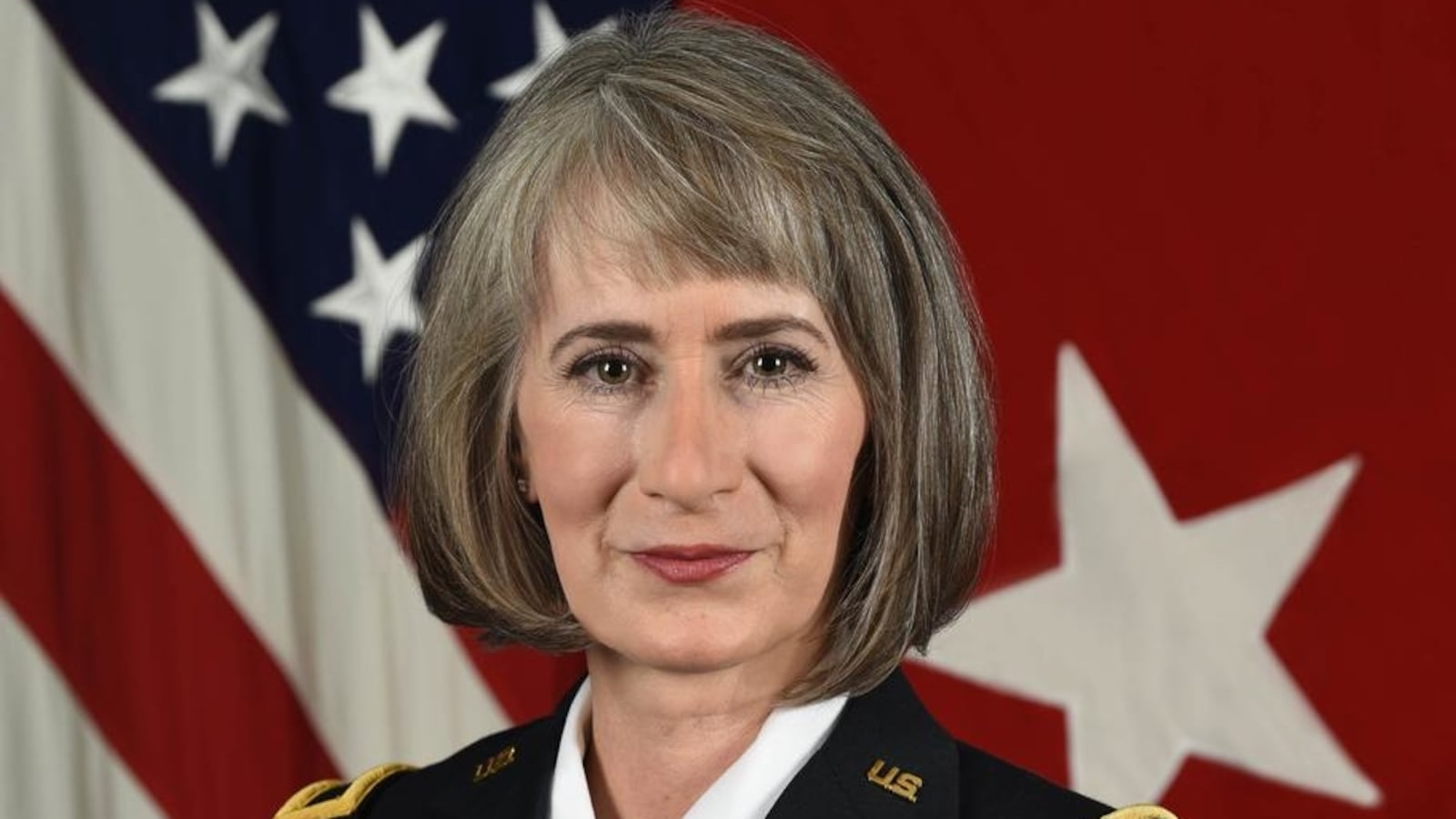 Johnston_Headshot_nnqxva