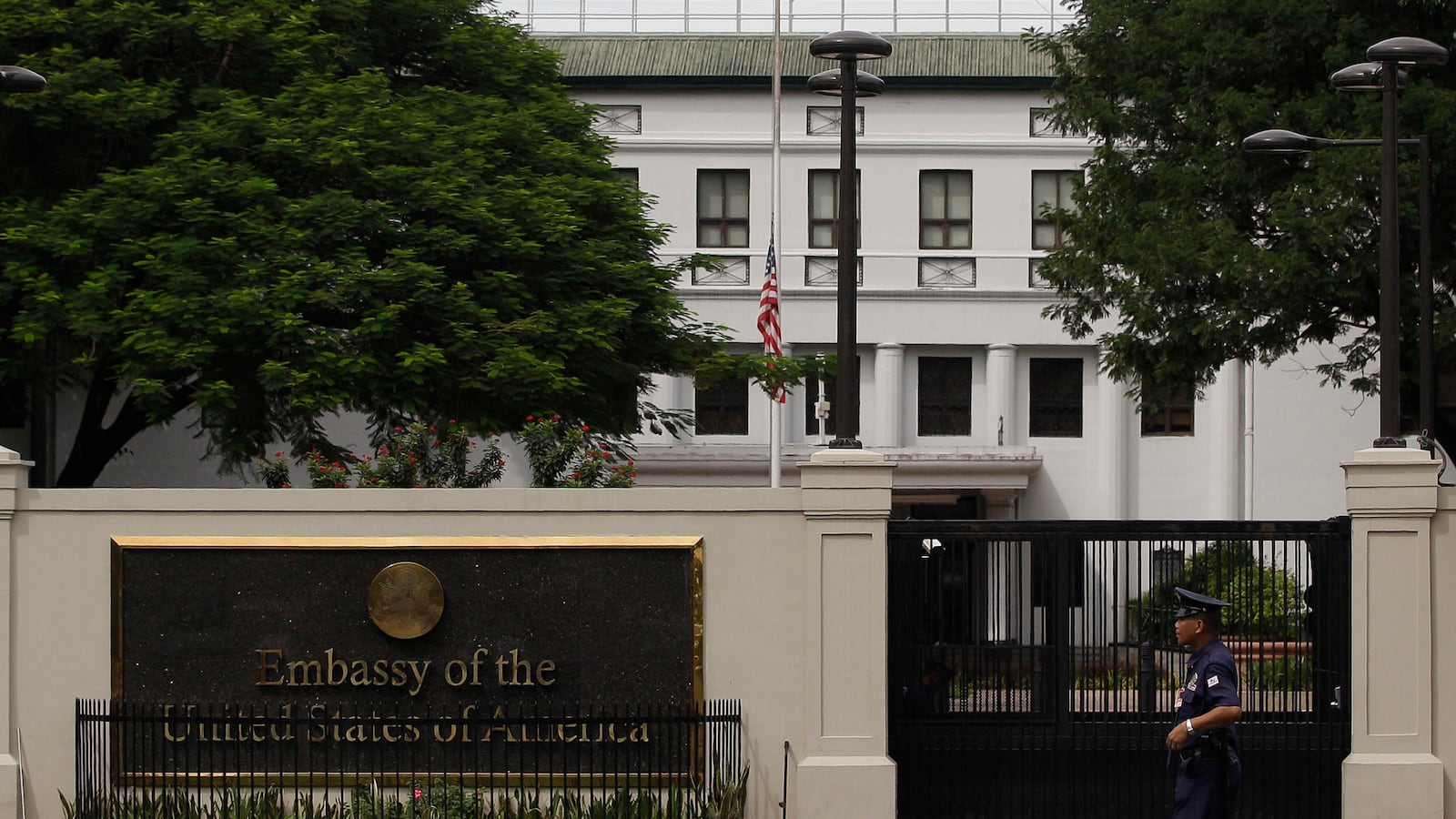articles/2013/08/02/fears-of-al-qaeda-affiliate-s-plot-behind-u-s-travel-alert/130803-klaidman-threats-tease_wab237