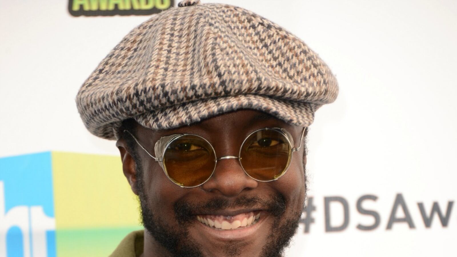 cheats/2012/08/29/new-will-i-am-song-debuts-on-mars/william-mars-rover-cheat_qkctbb