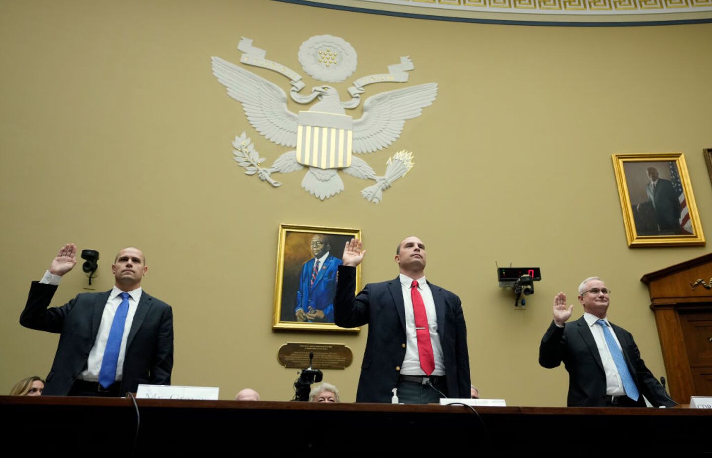 Former Navy Pilot Describes Chilling UFO Encounter During Congressional ...