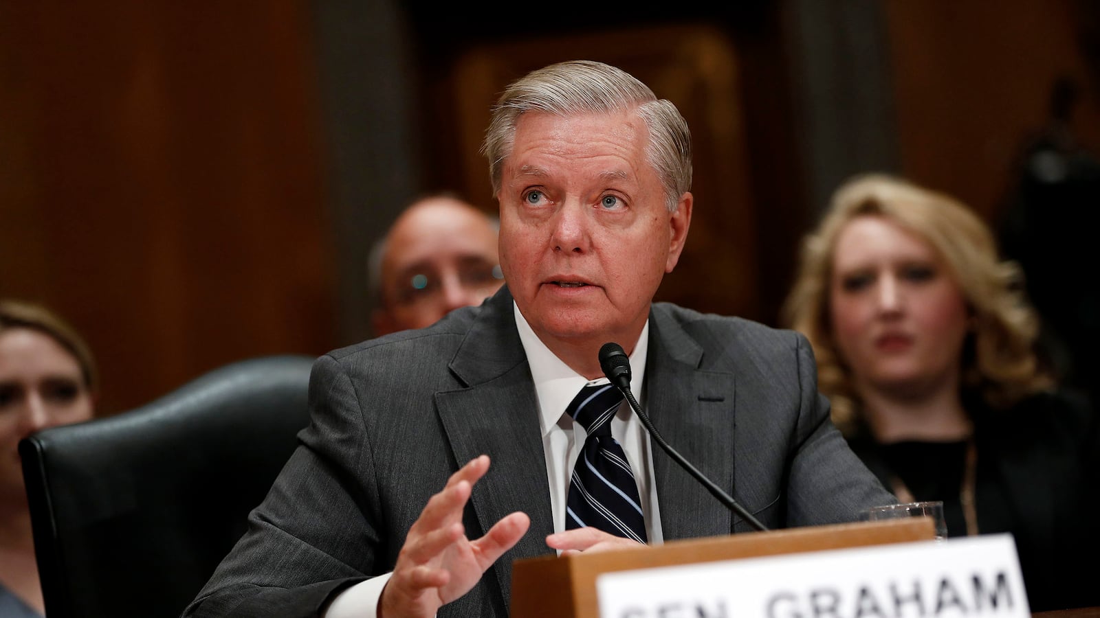 articles/2017/02/08/senators-to-president-donald-trump-not-so-fast-on-russia-sanctions-relief/170208-mak-russian-sanctions-tease_nhckin