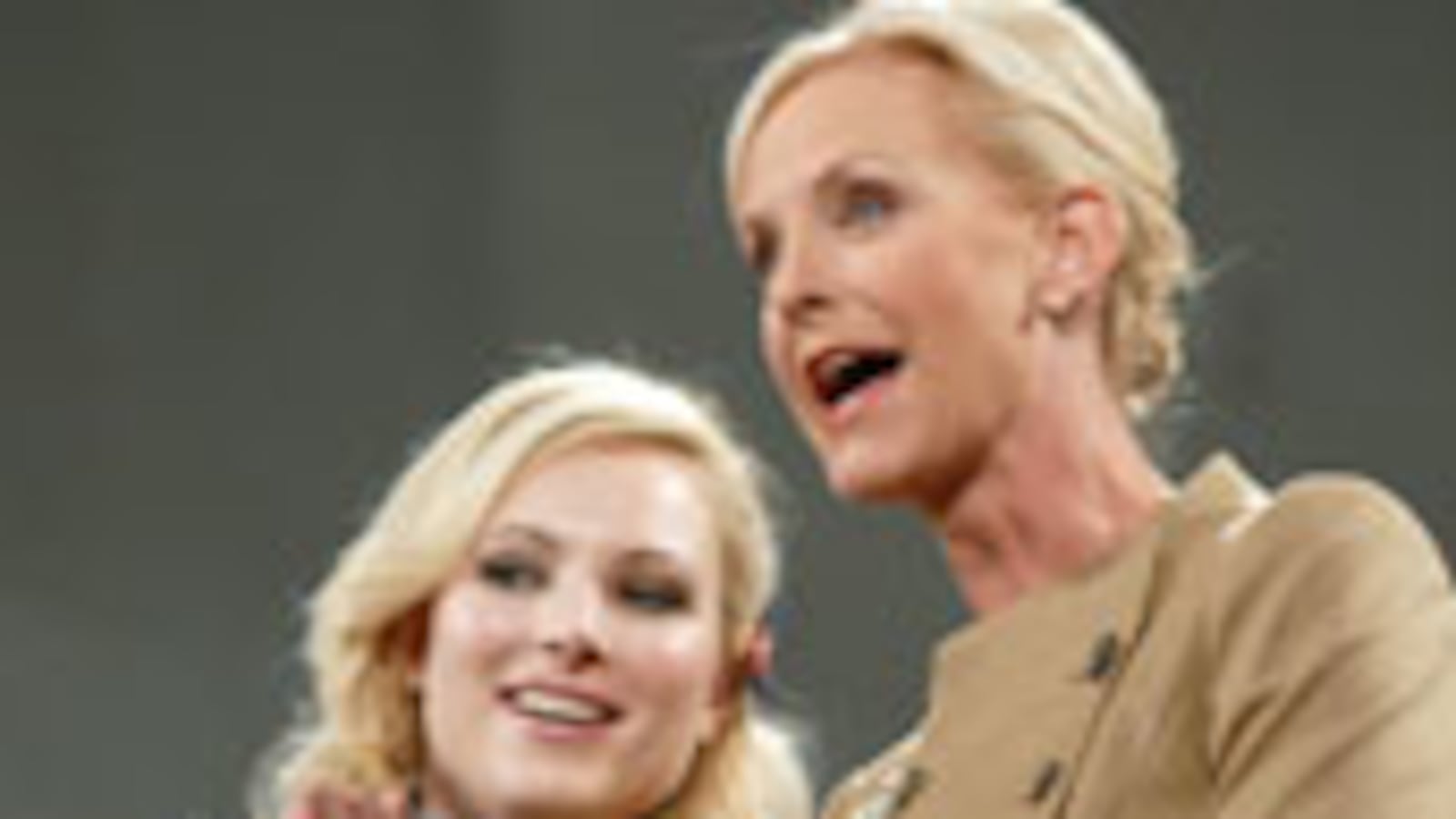 articles/2009/01/19/cindy-speaks/mccain-cindy_11018_bf8hs2