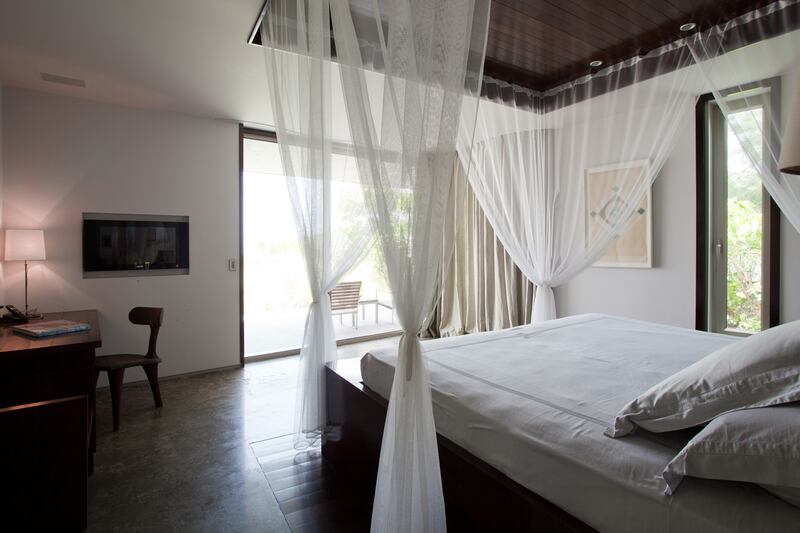 galleries/2014/08/23/omg-i-want-this-house-st-barts-photos/140822-omg-house-st-barts-2_rgupua