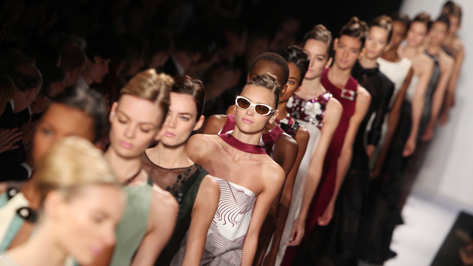 articles/2013/09/09/carolina-herrera-s-spring-summer-2014-geometry-lesson/130909-carolina-herrera-tease_ahdqz8