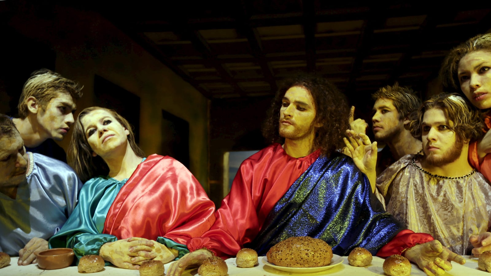 galleries/2015/04/03/holy-week-around-the-world-photos/150403-holy-tease_hotwho