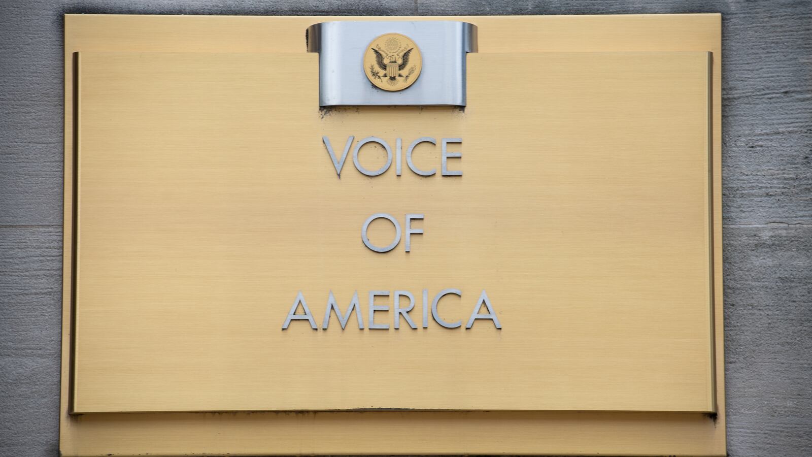 2020-04-15T121900Z_1364140788_MT1SIPA000MTOLW8_RTRMADP_3_SIPA-USA_awup7v