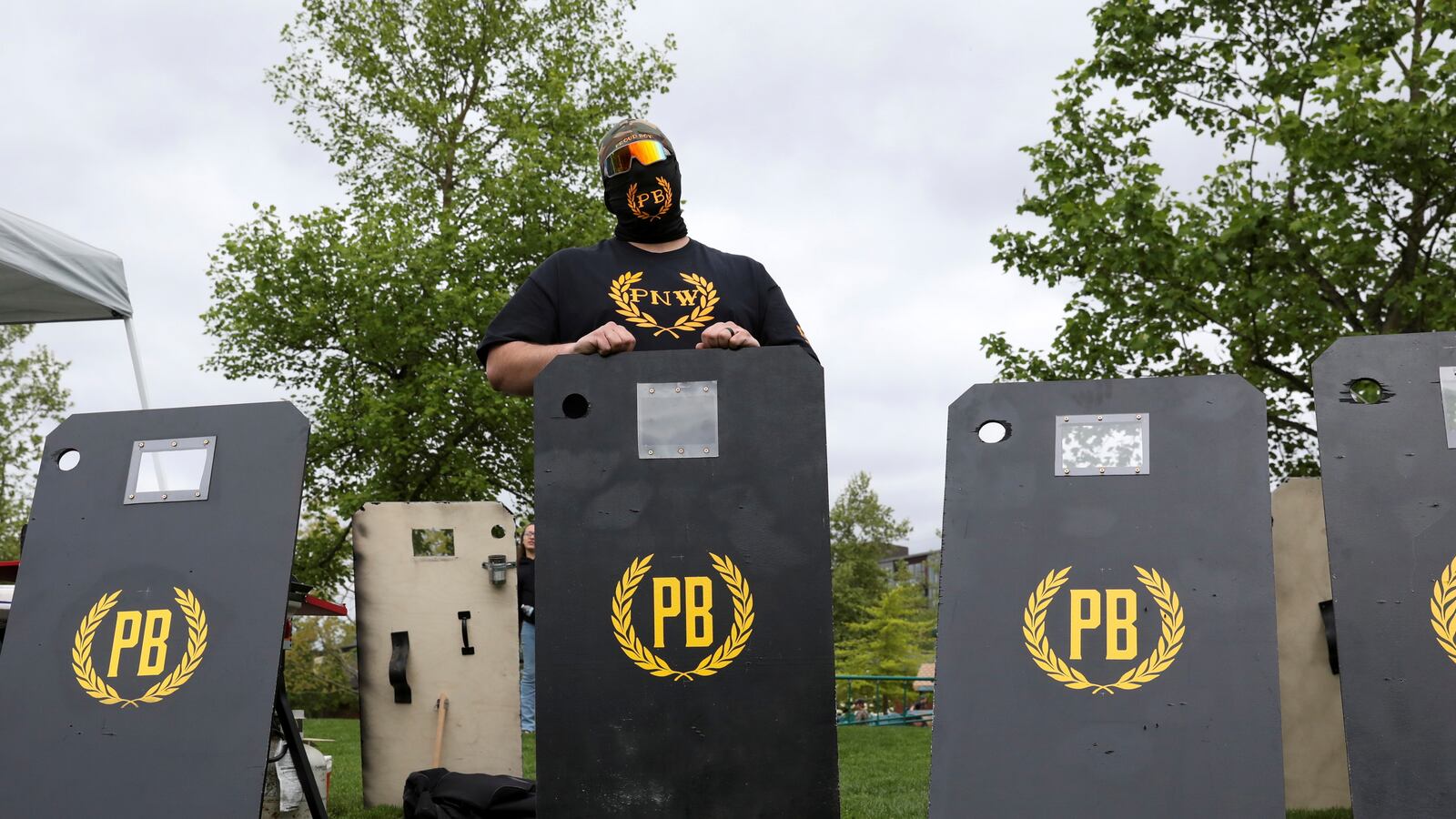 2021-05-01T211317Z_2088861529_RC297N9OMV7Q_RTRMADP_3_USA-GUNS_b82w6j