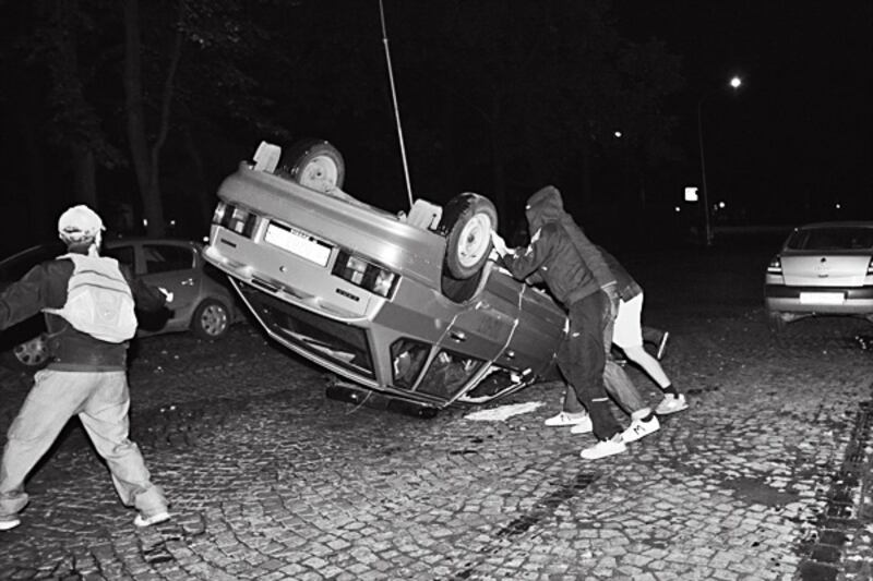 galleries/2011/08/04/captain-medvedev-and-more-russian-protest-art/russian-art-voina-police-cars_z6wvuq