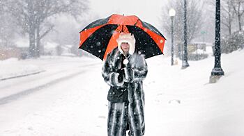 cheats/2011/02/10/another-snow-storm-sweeps-through-south/oklahoma-snow_olodjt