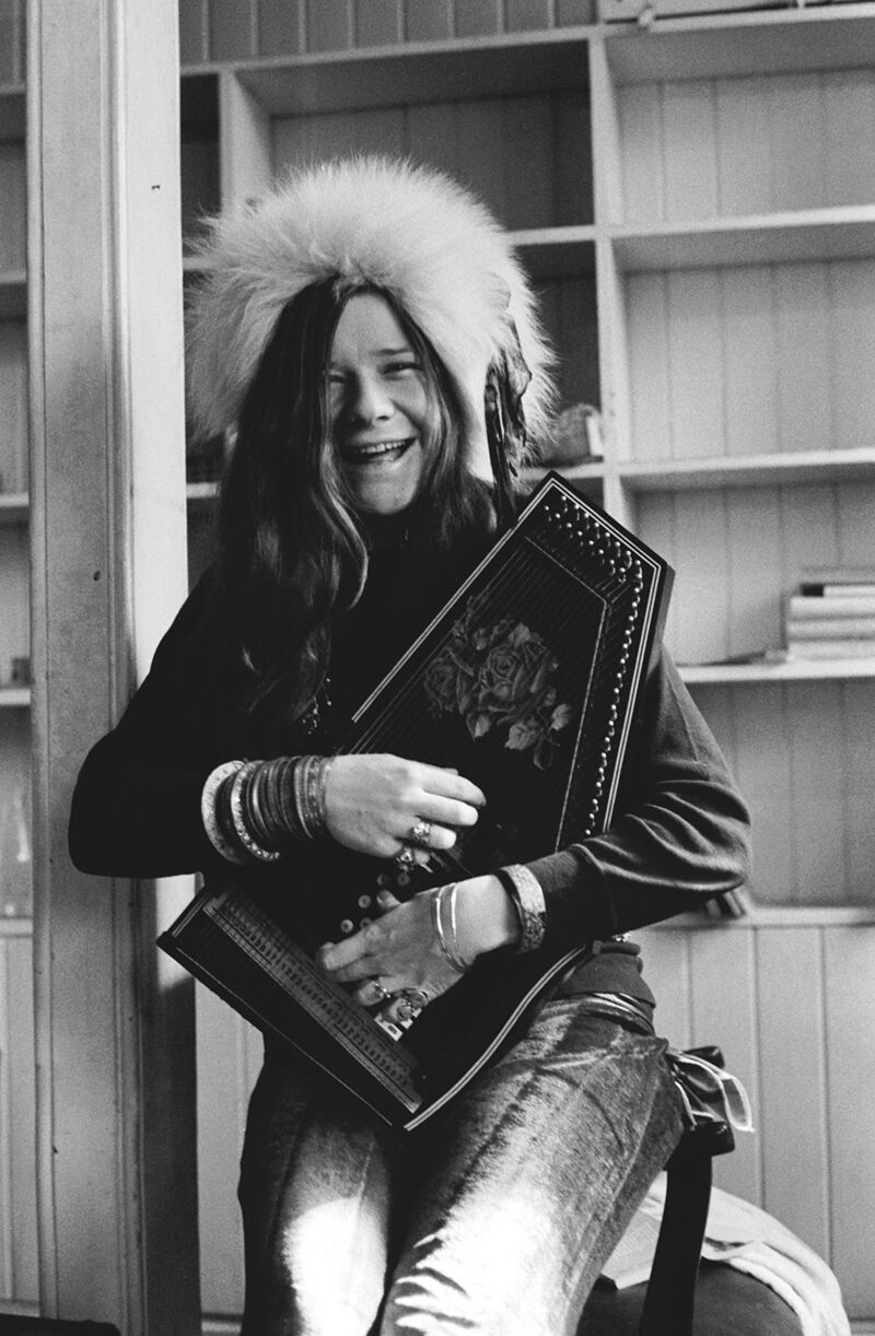galleries/2014/11/08/janis-joplin-on-the-road-photos/141106-janis-joplin-0_rzfasa