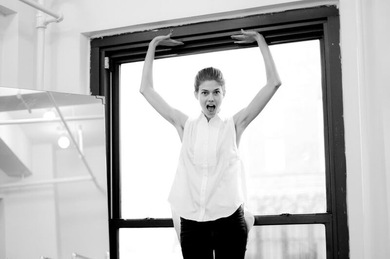 galleries/2012/02/17/best-of-fashion-week-2012-photos/fashion-week-wrap-18_qdwg2q