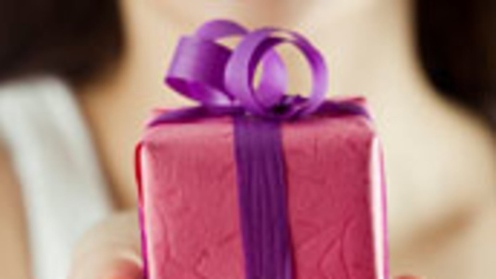 articles/2009/12/14/the-7-day-holiday-giving-challenge/walker-giving-challenge_ykaqmb