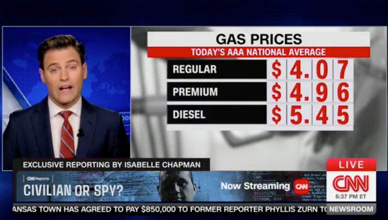 CNN data guru Harry Enten discusses a "hatred" of Donald Trump over gas prices.