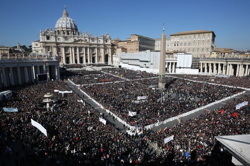 galleries/2013/02/27/pope-benedict-s-final-general-audience-in-st-peter-s-square/gal-pope-3_zwfgqb