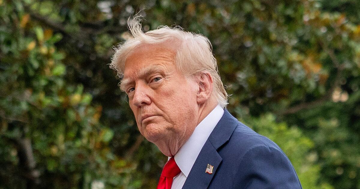 ICE Dramatically Ramps Up Noncriminal Arrests After Trump’s Demands