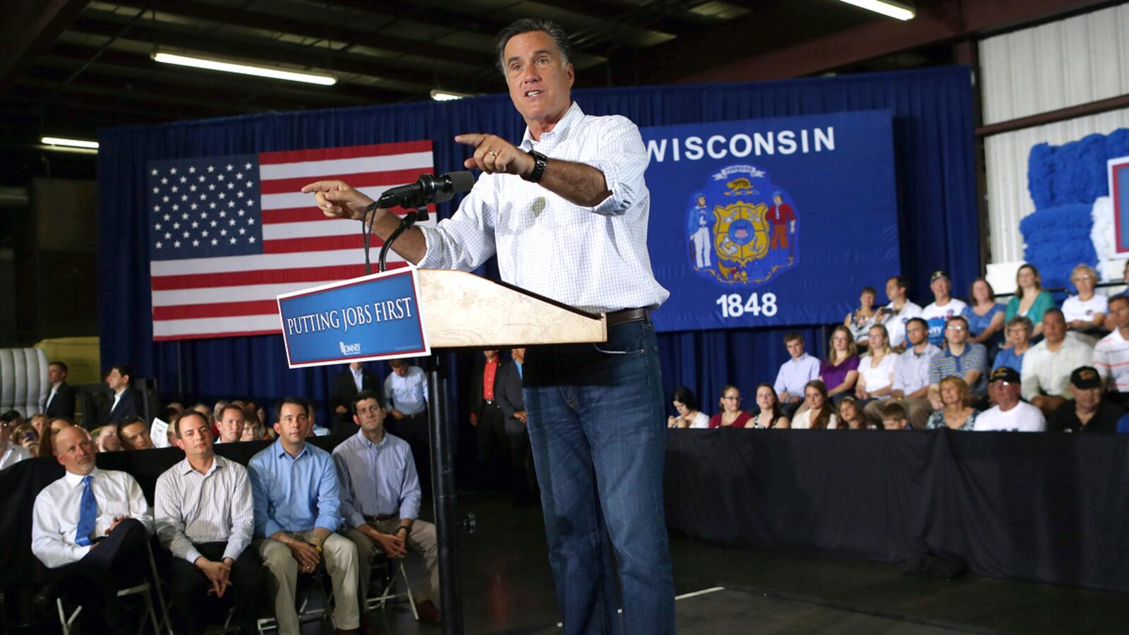 articles/2012/06/19/romney-should-make-runaway-federal-spending-a-key-issue-in-his-campaign/romney-campaign-taxes-medved_zmqnh5