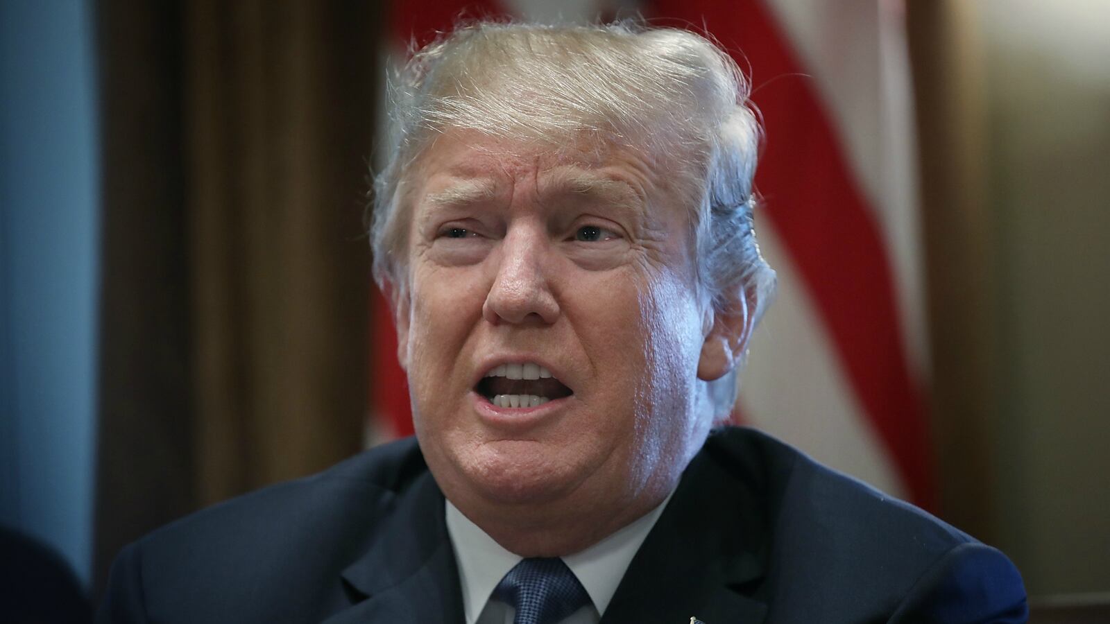 180621-trump-scraps-ocean-protections-cheat_sf9umy