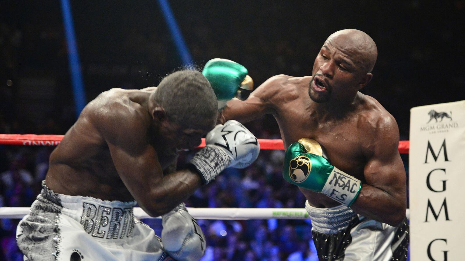 cheats/2016/05/01/floyd-mayweather-may-make-comeback/150913-mayweather-cheat_ibvufw