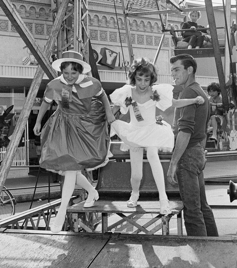 galleries/2010/10/27/vintage-kids-halloween/vintage-kids-halloween-13_s9nxyu