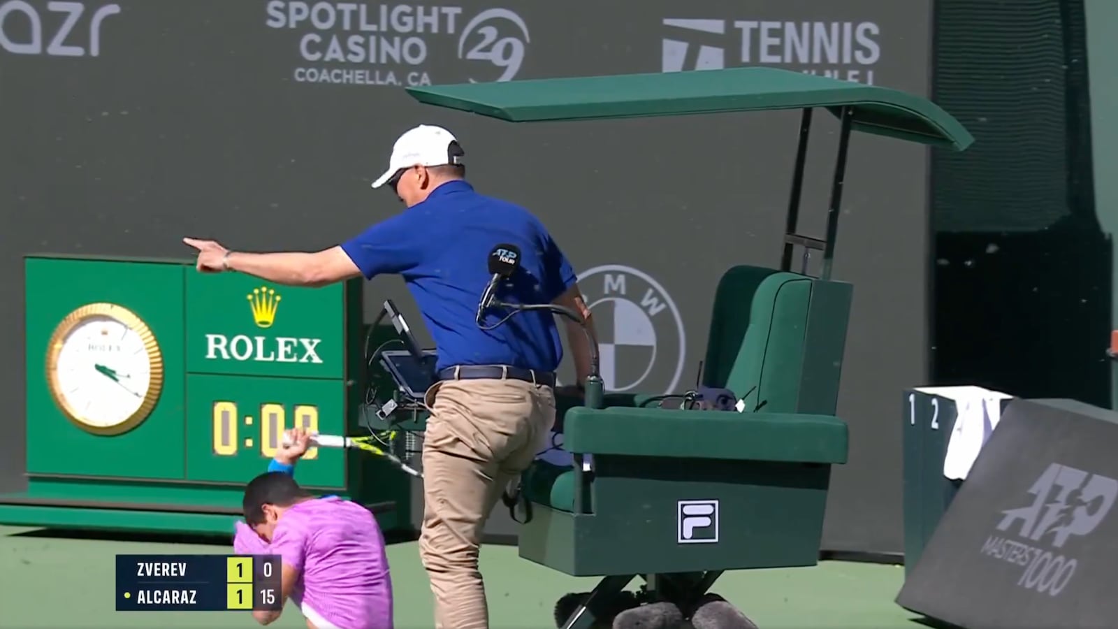 A massive swarm of bees delayed for nearly two hours Thursday’s BNP Paribas Open tennis quarterfinal between Carlos Alcaraz and Alexander Zverev in southern California.