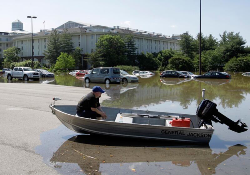 galleries/2010/05/04/nashville-flooding/nashville-flood-1_oegvfb