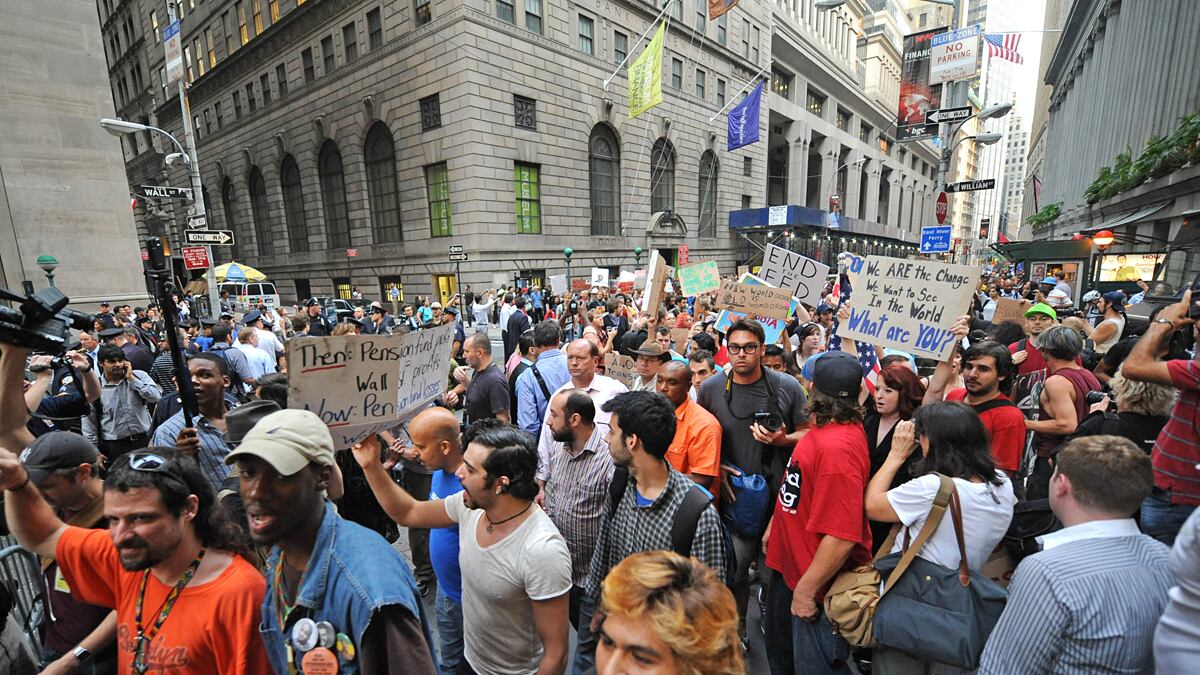 articles/2011/10/03/occupy-wall-street-s-empty-protests-no-solutions-or-policy-ideas/occupy-wall-street-avlon_zu5z8b
