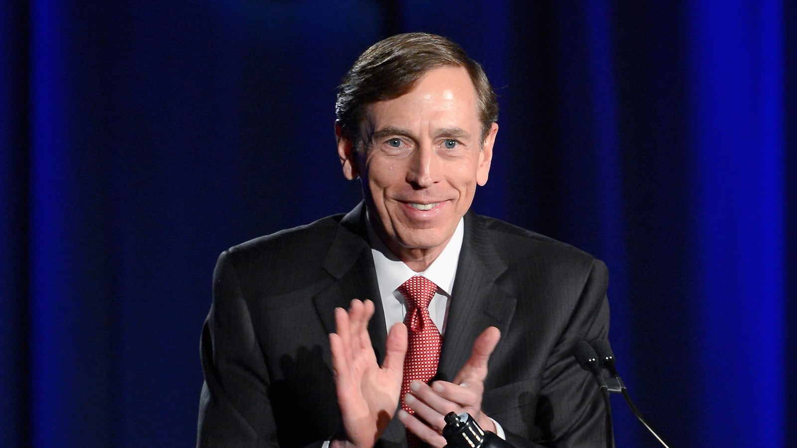 cheats/2014/02/09/petraeus-prez-hil-tremendous/140209-petraeus-cheat_dxzdv1