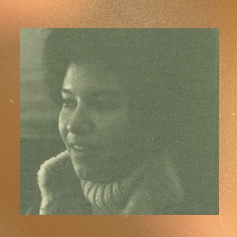 100122-daumont-black-embed4_hkczhq