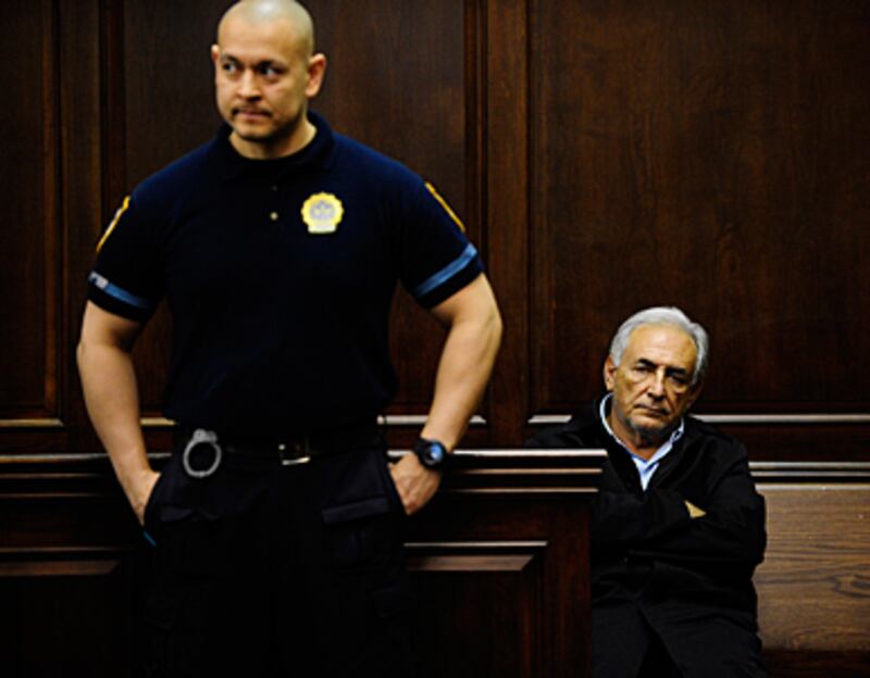 articles/2011/05/17/three-women-to-decide-imf-chief-dominique-strauss-kahns-sexual-assault-case/dickey-imf-case_181160_ubpmzd