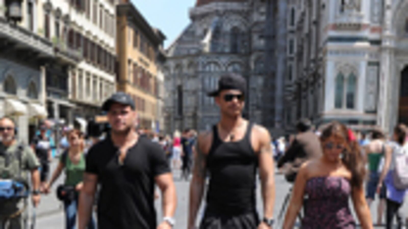 articles/2011/05/24/jersey-shore-takes-italy-as-snooki-the-situation-film-reality-show-in-florence/nadeau-jersey-shore_182768_n4ppyy